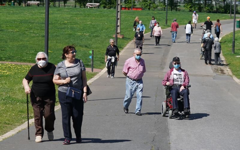 Cómo Influyen Los Espacios Verdes Urbanos En La Salud Mental Parques Alegres Iap 6698